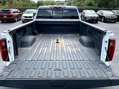 Used 2025 GMC Sierra 3500 Denali w/ Denali Reserve Package AWD/4WD image 7