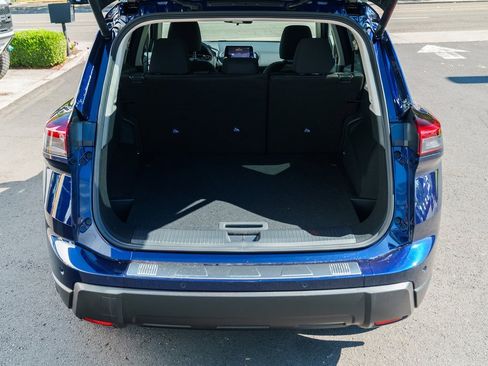 New 2026 Nissan Rogue SV image 8