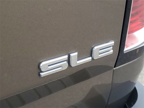 Used 2015 GMC Canyon SLE w/ SLE Convenience Package image 12