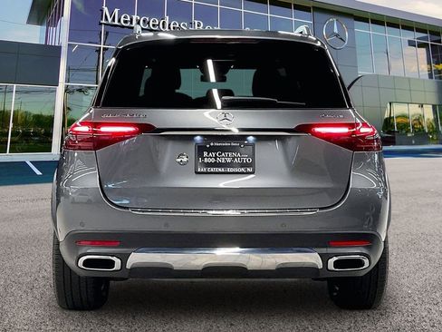 Certified 2025 Mercedes-Benz GLE 450e 4MATIC image 4