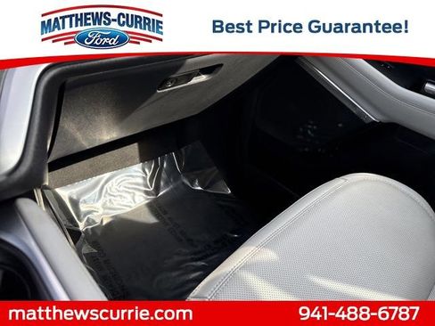 Certified 2025 Ford Expedition Max Platinum image 26