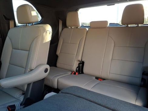 New 2026 GMC Acadia Elevation image 21