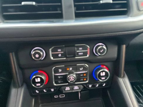 Used 2021 Chevrolet Tahoe High Country AWD/4WD image 19