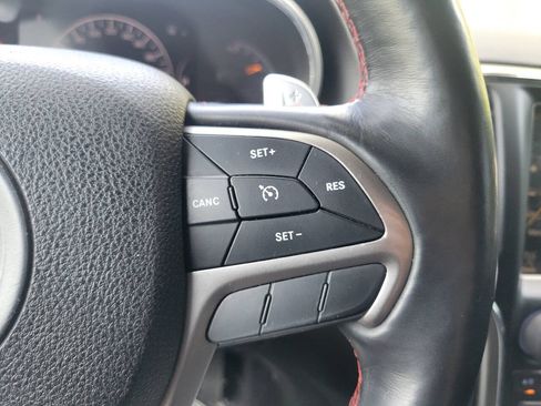 Used 2017 Jeep Grand Cherokee Trailhawk AWD/4WD image 16