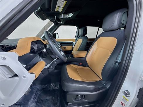 Certified 2023 Land Rover Defender 110 X-Dynamic SE image 11