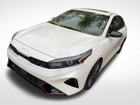 Used 2024 Kia Forte GT-Line w/ GT-Line Premium Package image 4