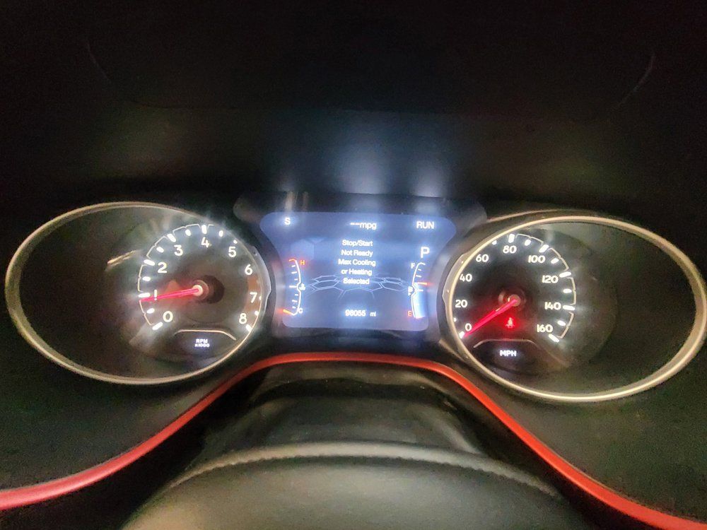 Used 2019 Jeep Compass Trailhawk w/ Cold Weather Group AWD/4WD image 23