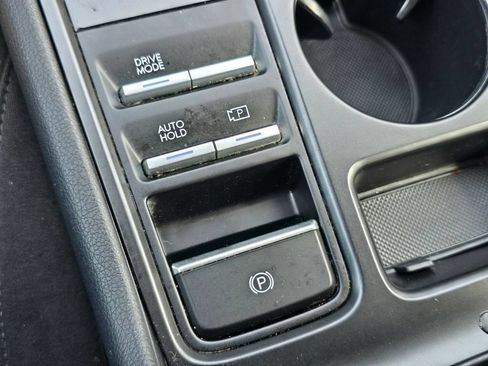 Used 2025 Hyundai Sonata SE FWD image 6