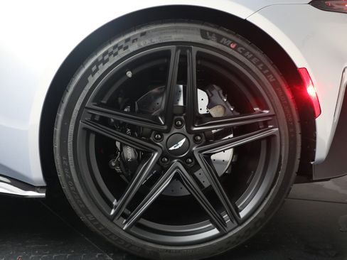 New 2026 Aston Martin V8 Vantage S RWD image 33