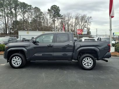 Used 2025 Toyota Tacoma SR5