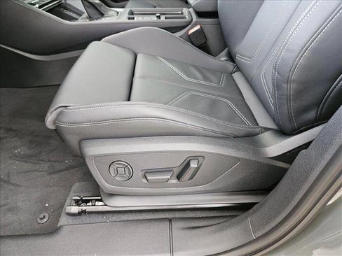 New 2025 Audi Q3 2.0T Premium w/ Convenience Package image 4