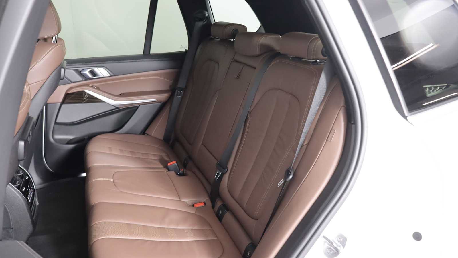 Used 2020 BMW X5 xDrive40i w/ Premium Package AWD/4WD image 13