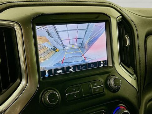 Used 2022 Chevrolet Silverado 2500 LTZ w/ LTZ Plus Package image 14