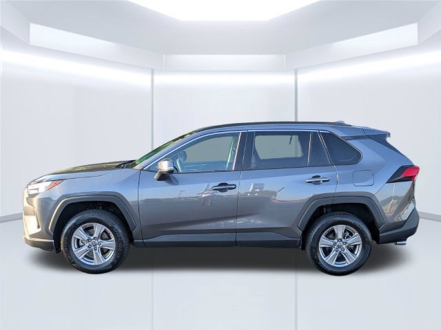 Certified 2022 Toyota RAV4 XLE FWD image 8