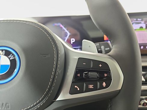 New 2026 BMW X5 xDrive50e w/ M Sport Package AWD/4WD image 18