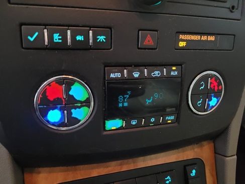 Used 2008 Buick Enclave CXL w/ Entertainment Package #2 image 38