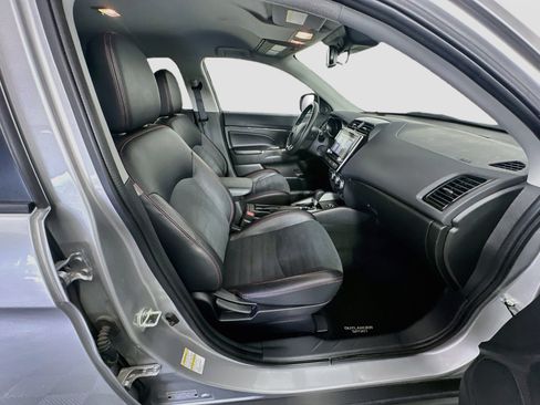 Used 2024 Mitsubishi Outlander Sport AWD image 31