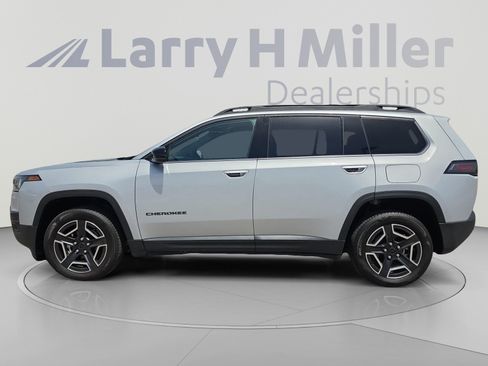 New 2026 Jeep Cherokee Limited AWD/4WD image 2