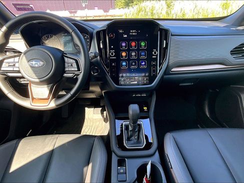 Used 2025 Subaru Forester Sport image 15