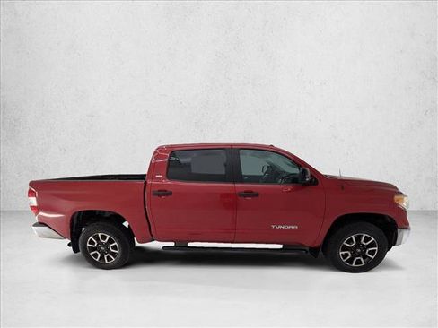 Used 2017 Toyota Tundra SR5 w/ TRD Off Road Package AWD/4WD image 4