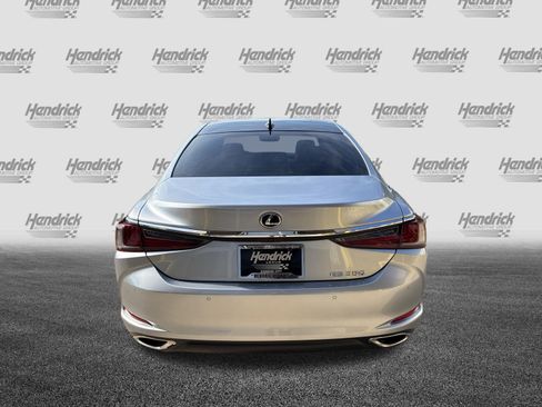 Used 2022 Lexus ES 350 w/ Premium Package FWD image 9