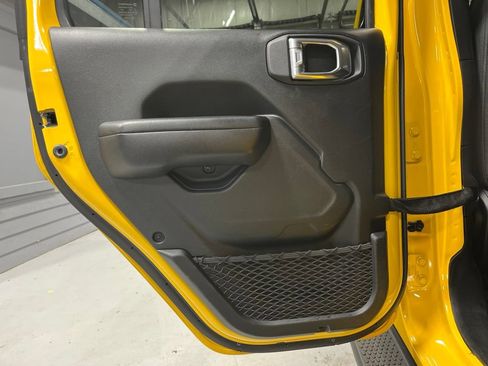 Used 2021 Jeep Wrangler Unlimited Sport AWD/4WD image 34