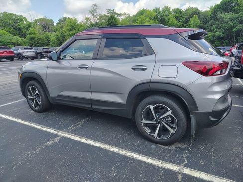 Used 2023 Chevrolet TrailBlazer RS w/ Sun and Liftgate Package AWD/4WD image 8