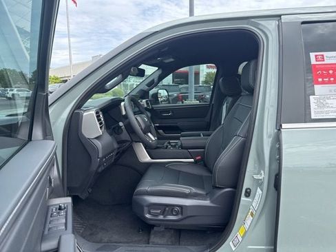 New 2026 Toyota Tundra Limited AWD/4WD image 9