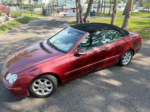 Used 2004 Mercedes-Benz CLK 320 Cabriolet image 21