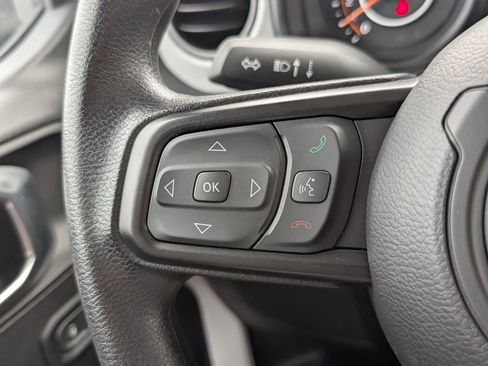 Used 2025 Jeep Wrangler Sport AWD/4WD image 21