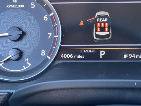 Used 2025 INFINITI QX60 Pure image 29