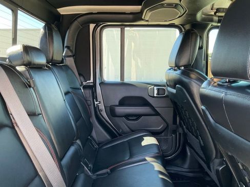 Used 2021 Jeep Gladiator Rubicon image 27