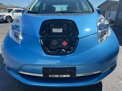 Used 2014 Nissan Leaf SL w/ Premium Package image 16