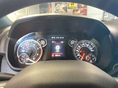 Used 2022 RAM 3500 Tradesman image 19