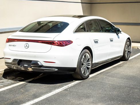 Used 2022 Mercedes-Benz EQS 450+ Sedan image 7