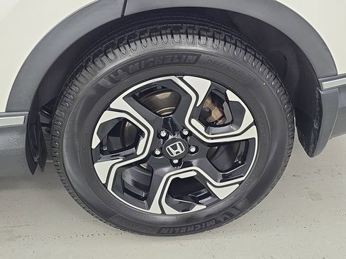 Used 2018 Honda CR-V Touring image 32