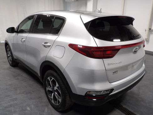 Used 2021 Kia Sportage LX AWD/4WD image 8