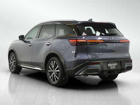 Used 2024 INFINITI QX60 Sensory AWD/4WD image 3