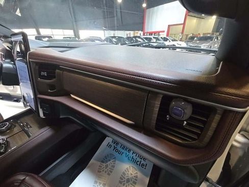 Used 2024 Ford Expedition Limited AWD/4WD image 20