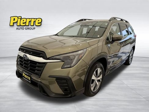 Used 2025 Subaru Ascent Premium AWD/4WD image 1