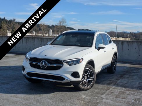 Certified 2026 Mercedes-Benz GLC 300 4MATIC image 1
