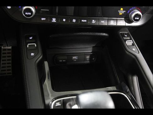Used 2024 Kia Telluride SX AWD/4WD image 18