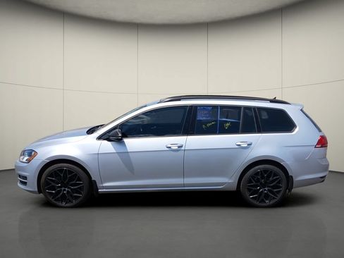 Used 2015 Volkswagen Golf TDI SEL FWD image 4