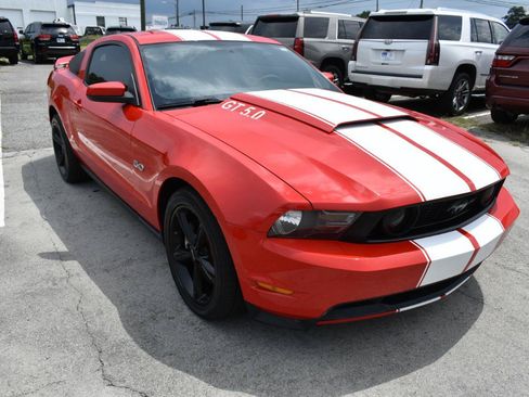 Used 2011 Ford Mustang GT RWD image 4
