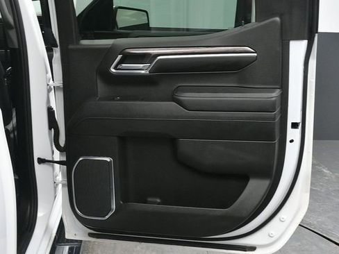 Used 2023 Chevrolet Silverado 1500 LTZ image 9