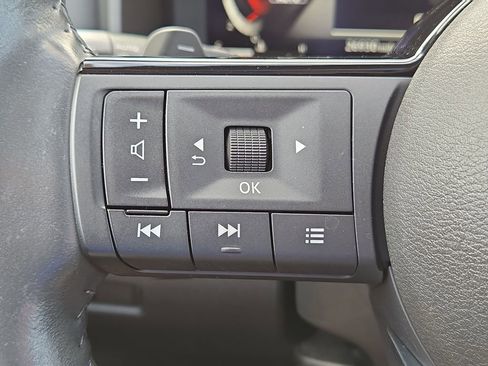 Used 2023 Nissan Rogue Platinum w/ Platinum Premium Package image 29