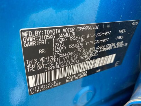 Used 2018 Toyota RAV4 XLE AWD/4WD image 39