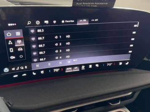 New 2025 Audi SQ5 Premium Plus image 22