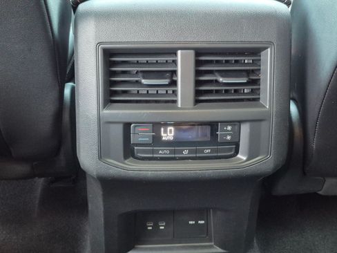 Used 2021 Volkswagen Atlas SE AWD/4WD image 23