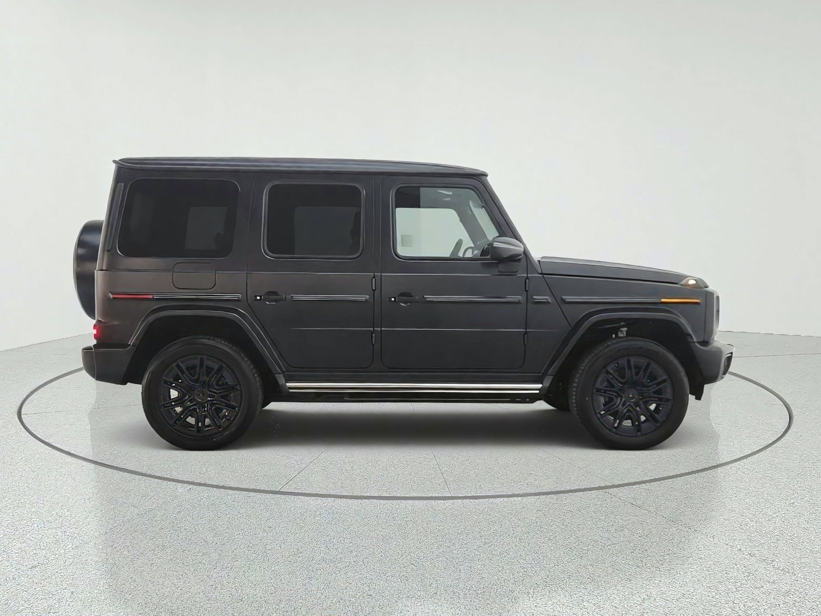 New 2027 Mercedes-Benz G 580 e image 4